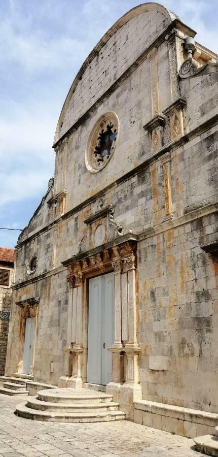 House Lotties Villa Stari Grad  Ngoại thất bức ảnh