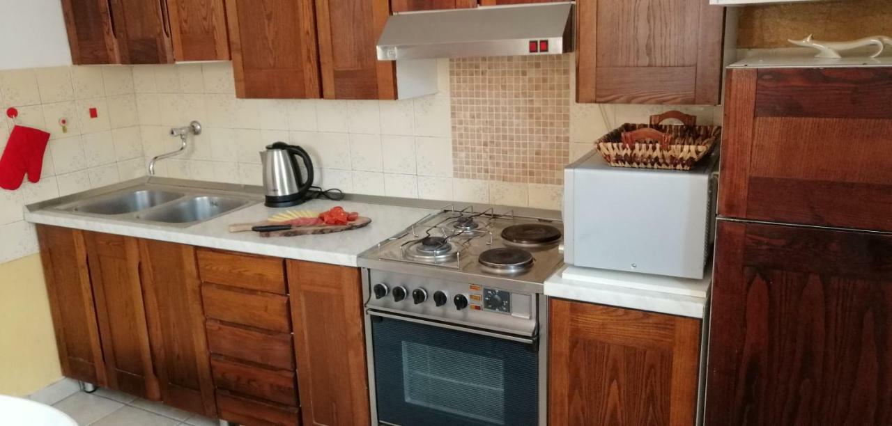 House Lotties Villa Stari Grad  Phòng bức ảnh