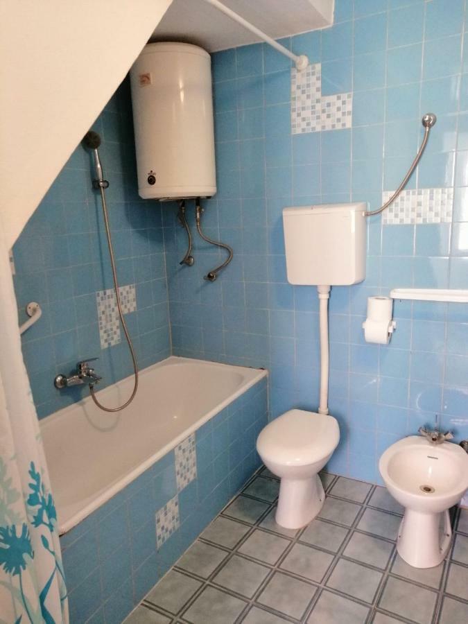 House Lotties Villa Stari Grad  Phòng bức ảnh