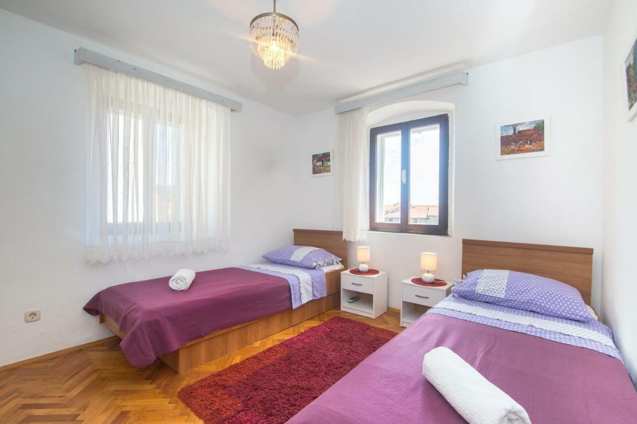 House Lotties Villa Stari Grad  Ngoại thất bức ảnh