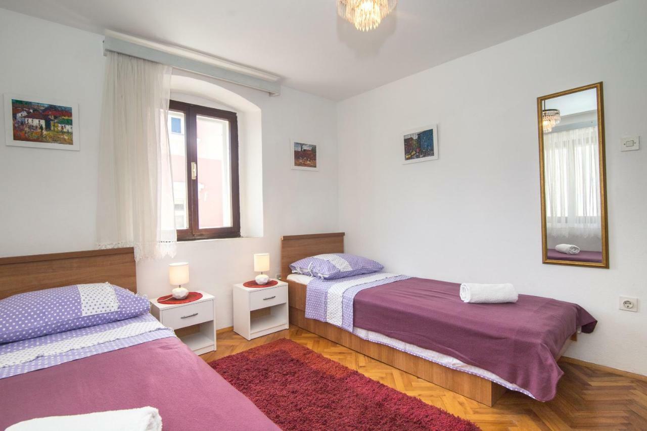 House Lotties Villa Stari Grad  Ngoại thất bức ảnh