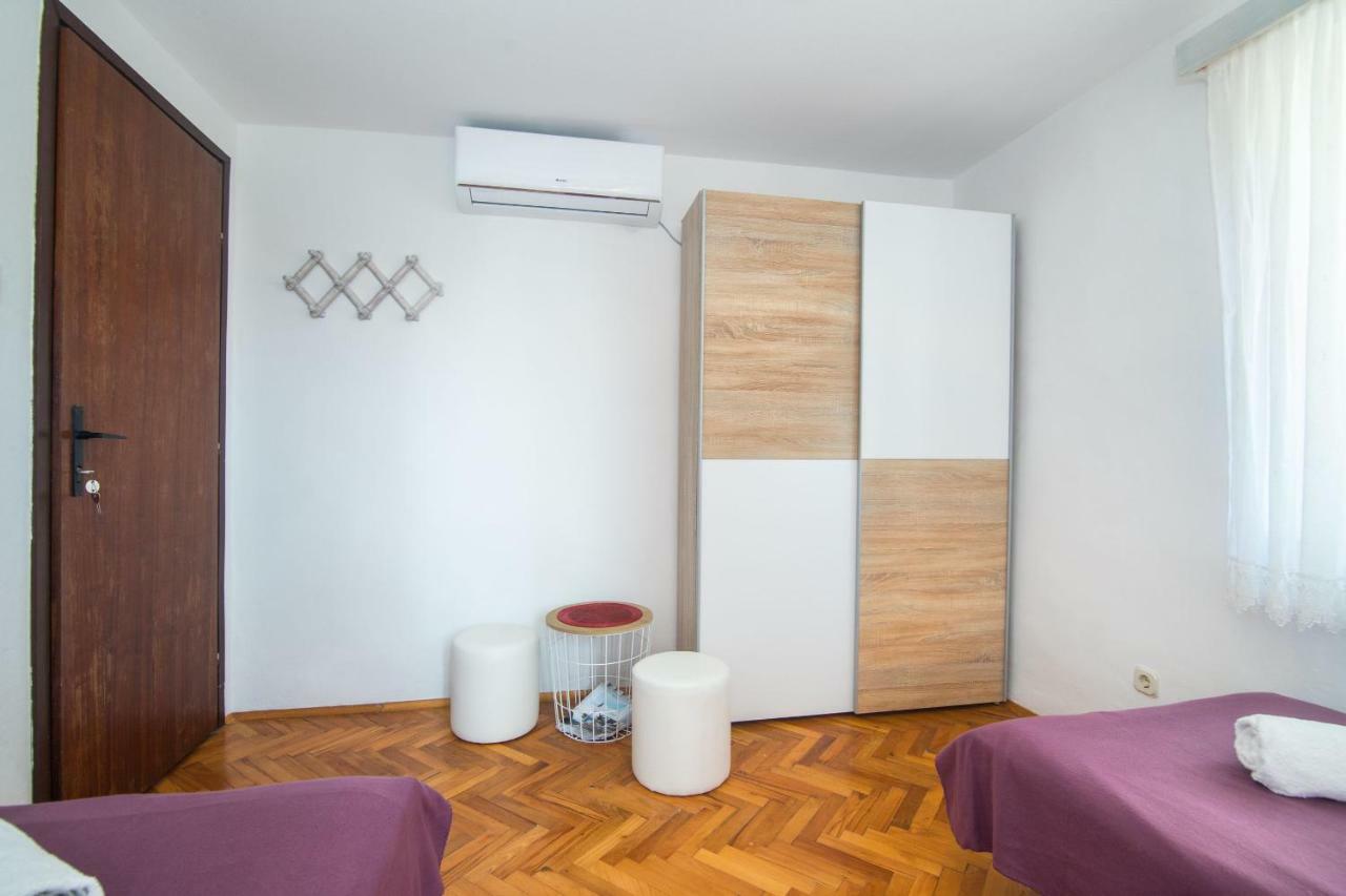 House Lotties Villa Stari Grad  Ngoại thất bức ảnh